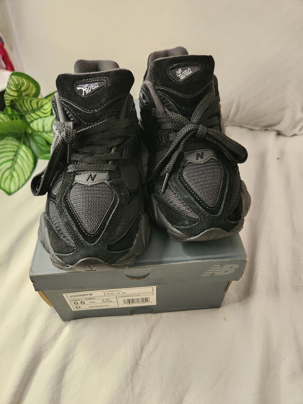 New Balance 9060 Athletic Shoes Women Size 5.5